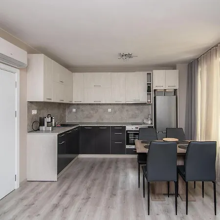 Lejlighed Cozy Flats Nearby Center Free Park Area